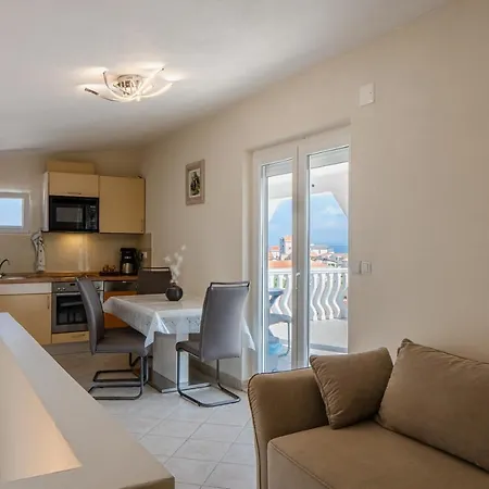 Apartment Jurcevic Vir