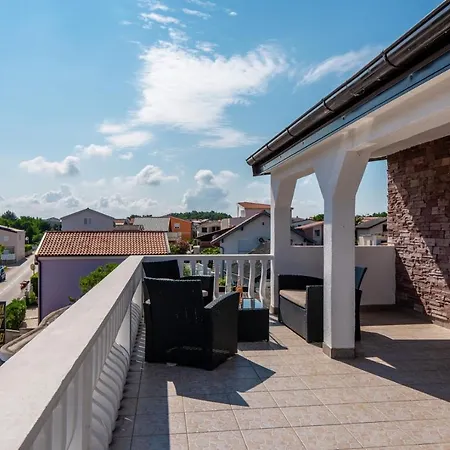 Jurcevic Apartment Vir